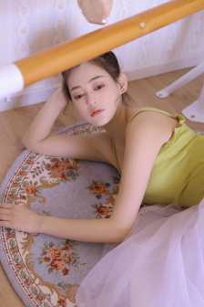 危机边缘第一季